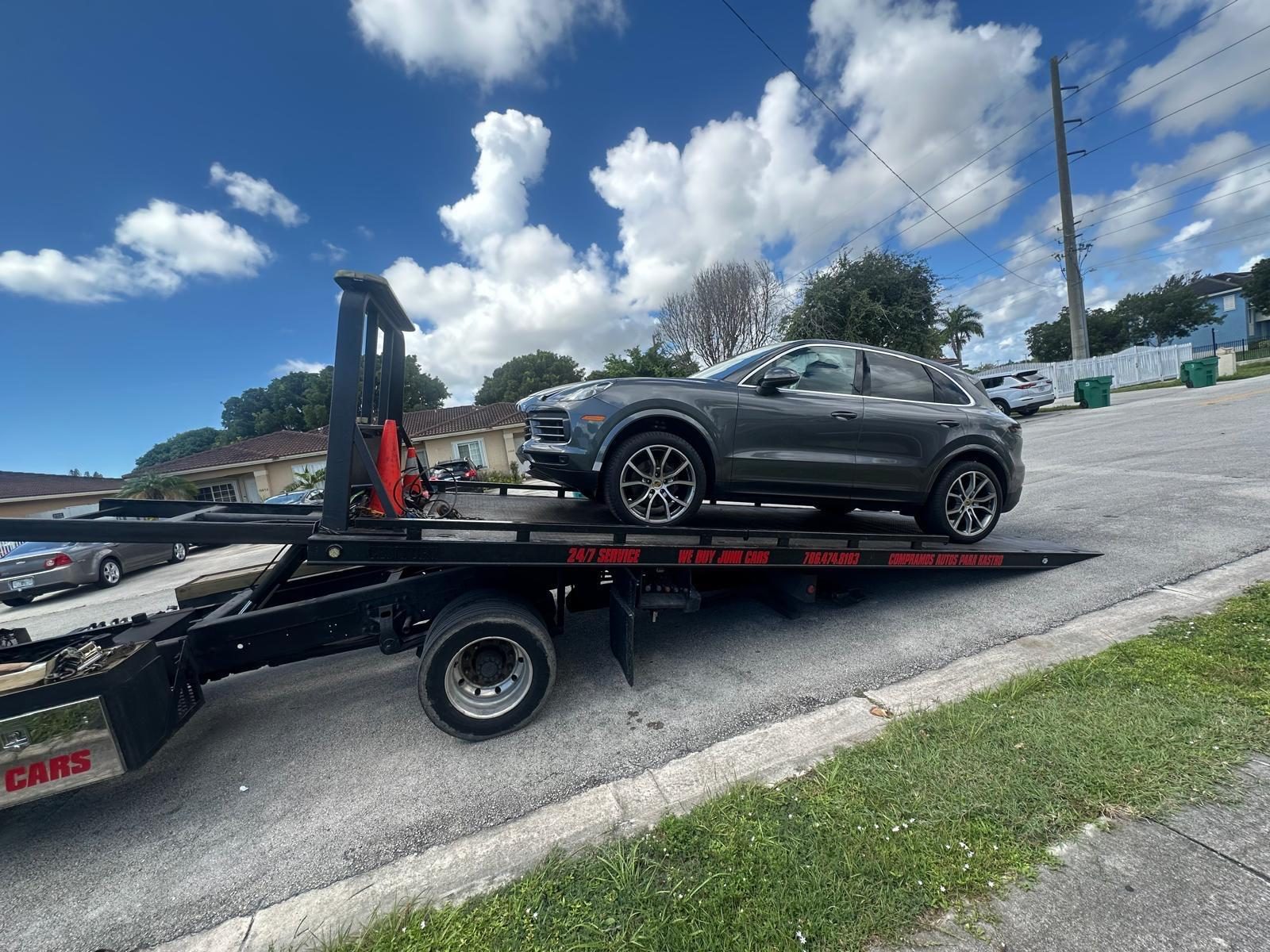 SUV towing service